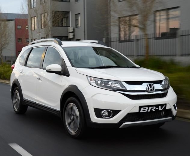 Honda BR-V SUV for family car rental in Model Town Lahore