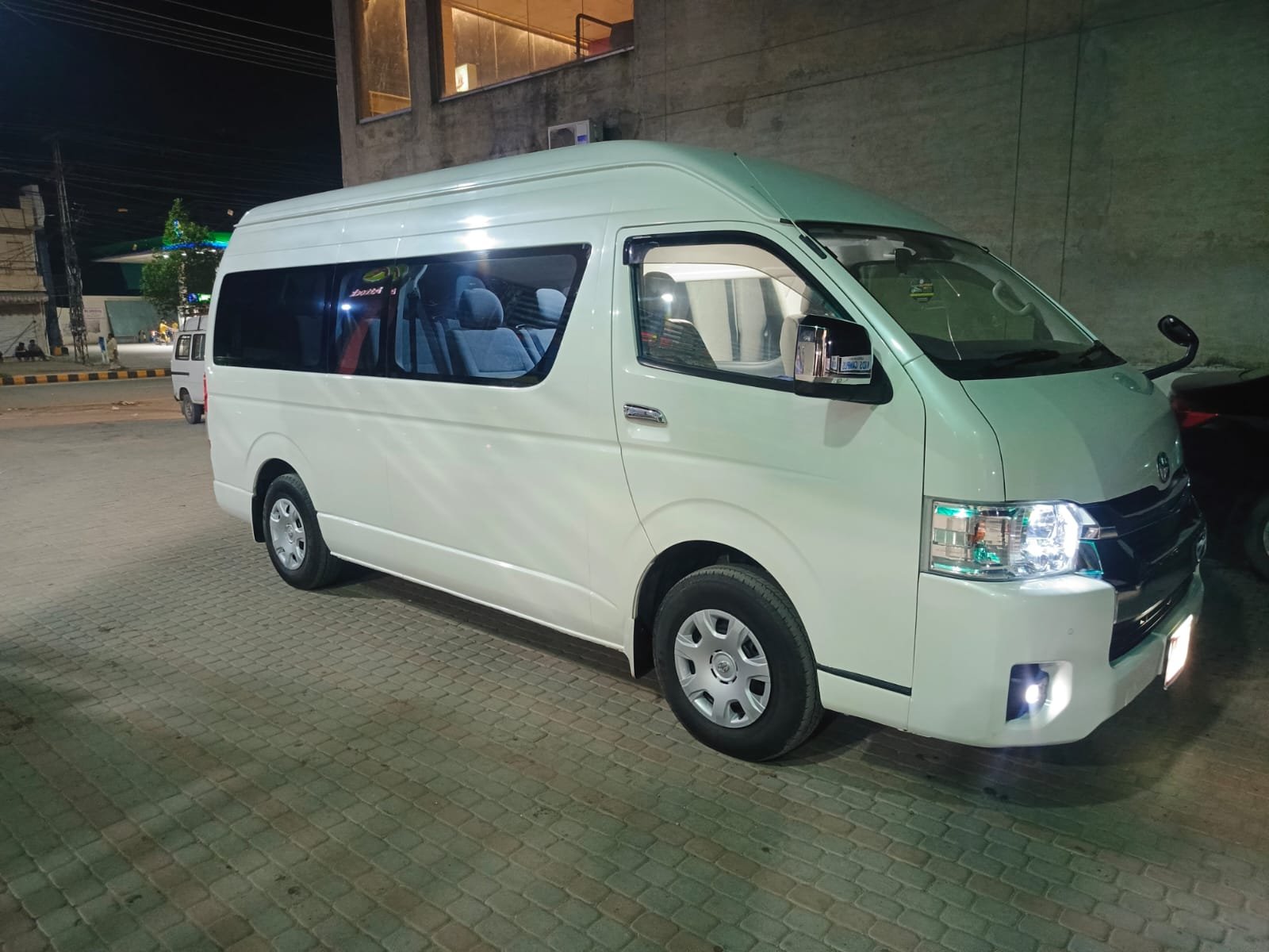 Toyota Grand Cabin Hiace 13 seat for airport transfer in Lahore